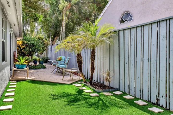 Complete Side Yard