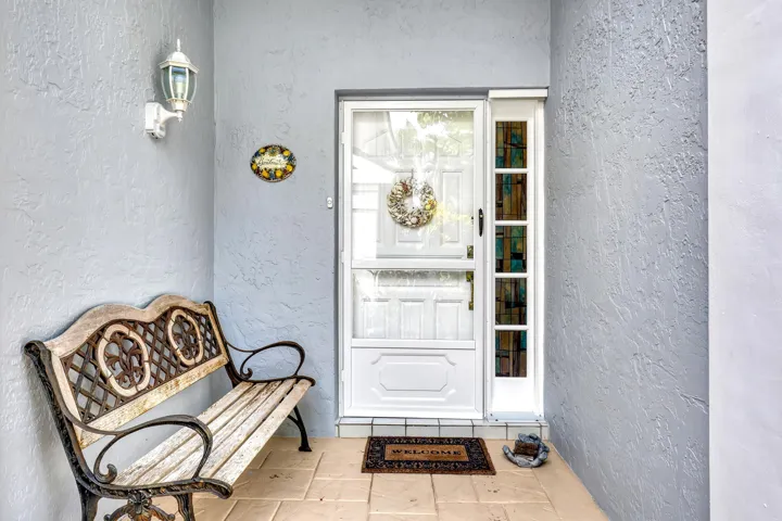 House is meticulously maintained and ready to be your winter home.