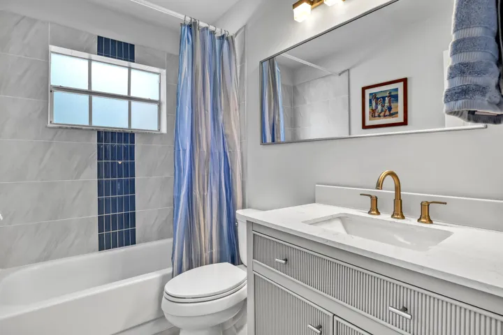 Renovated Guest Bath for Rm 1 & 2