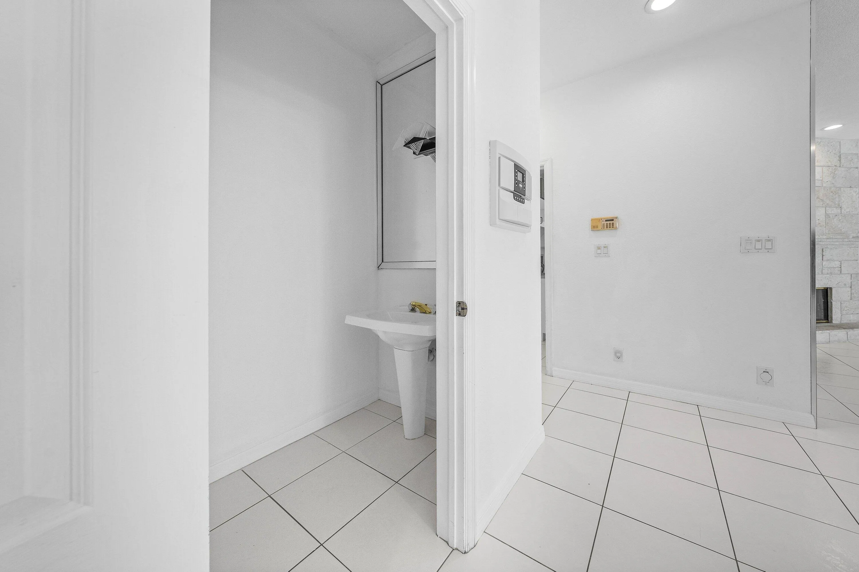023-807CoventryStreet-BocaRaton-FL-33487