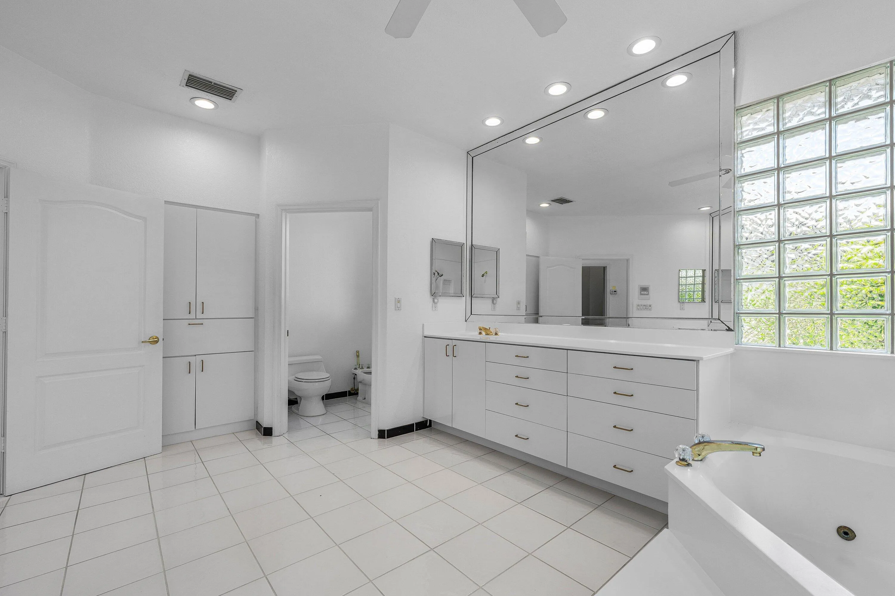 039-807CoventryStreet-BocaRaton-FL-33487
