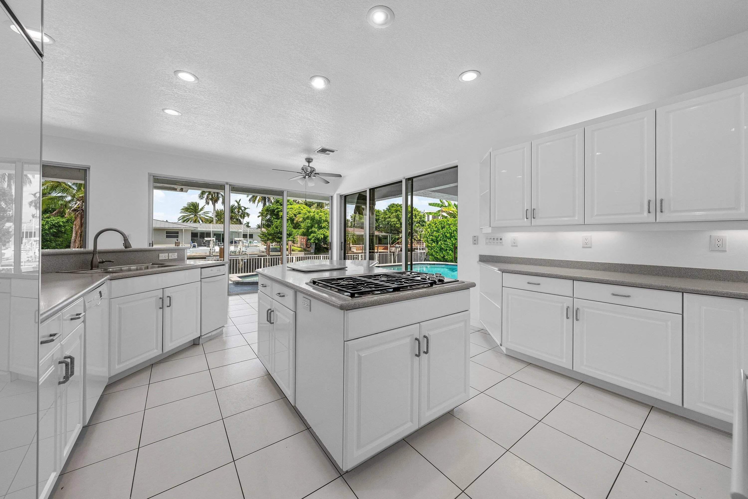014-807CoventryStreet-BocaRaton-FL-33487
