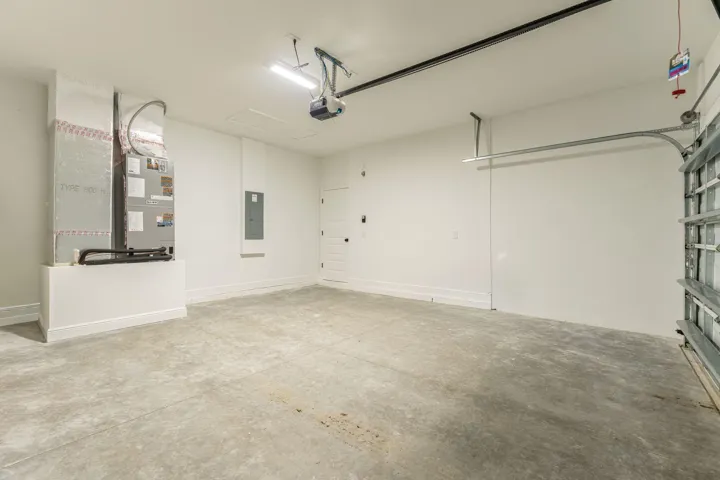 8116-100th-Ct-HigMedia-045