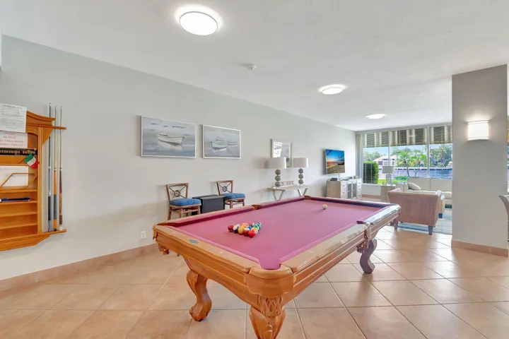 Community Pool Table
