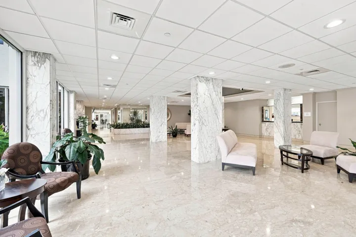 09_lobby