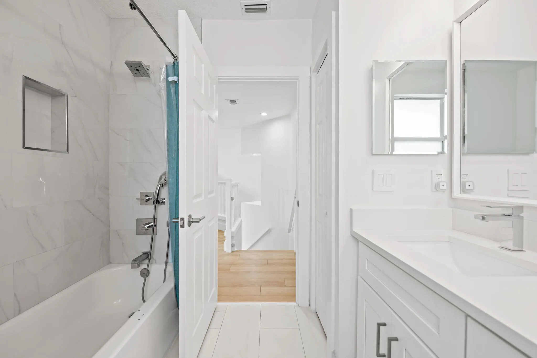 Upstairs Bathroom