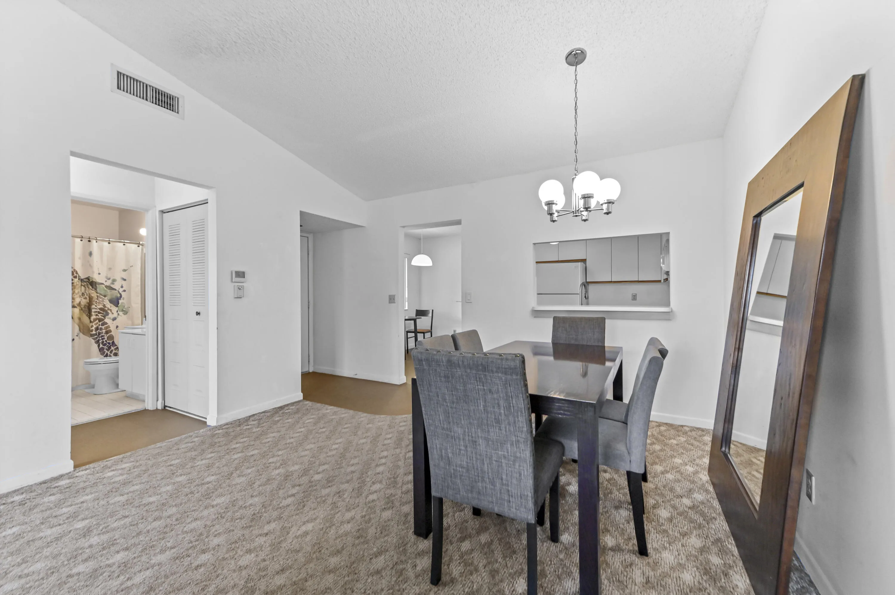 10 Dining area 03