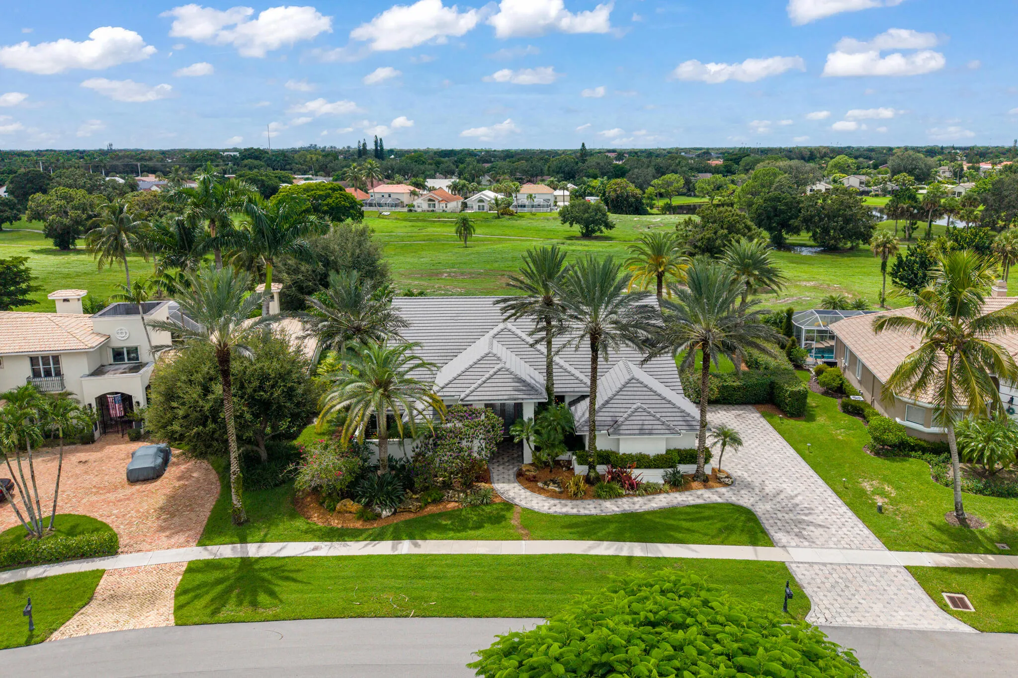 2339 Newbury Dr