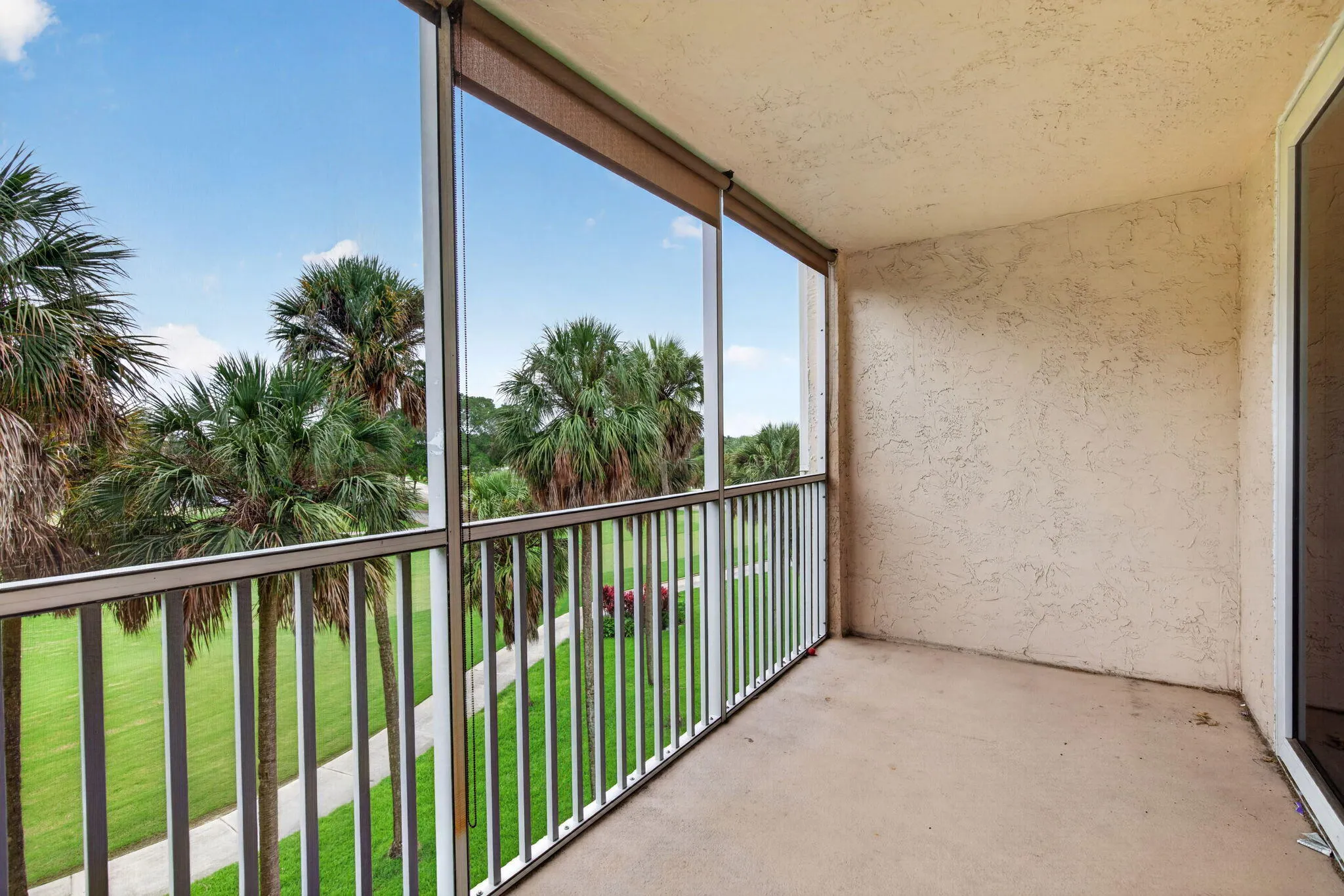 18 Screened Patio with view of golf cour