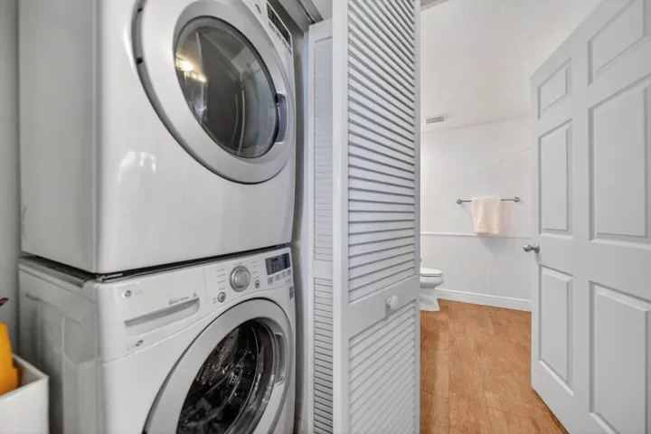 laundry1.jpg-SMALL