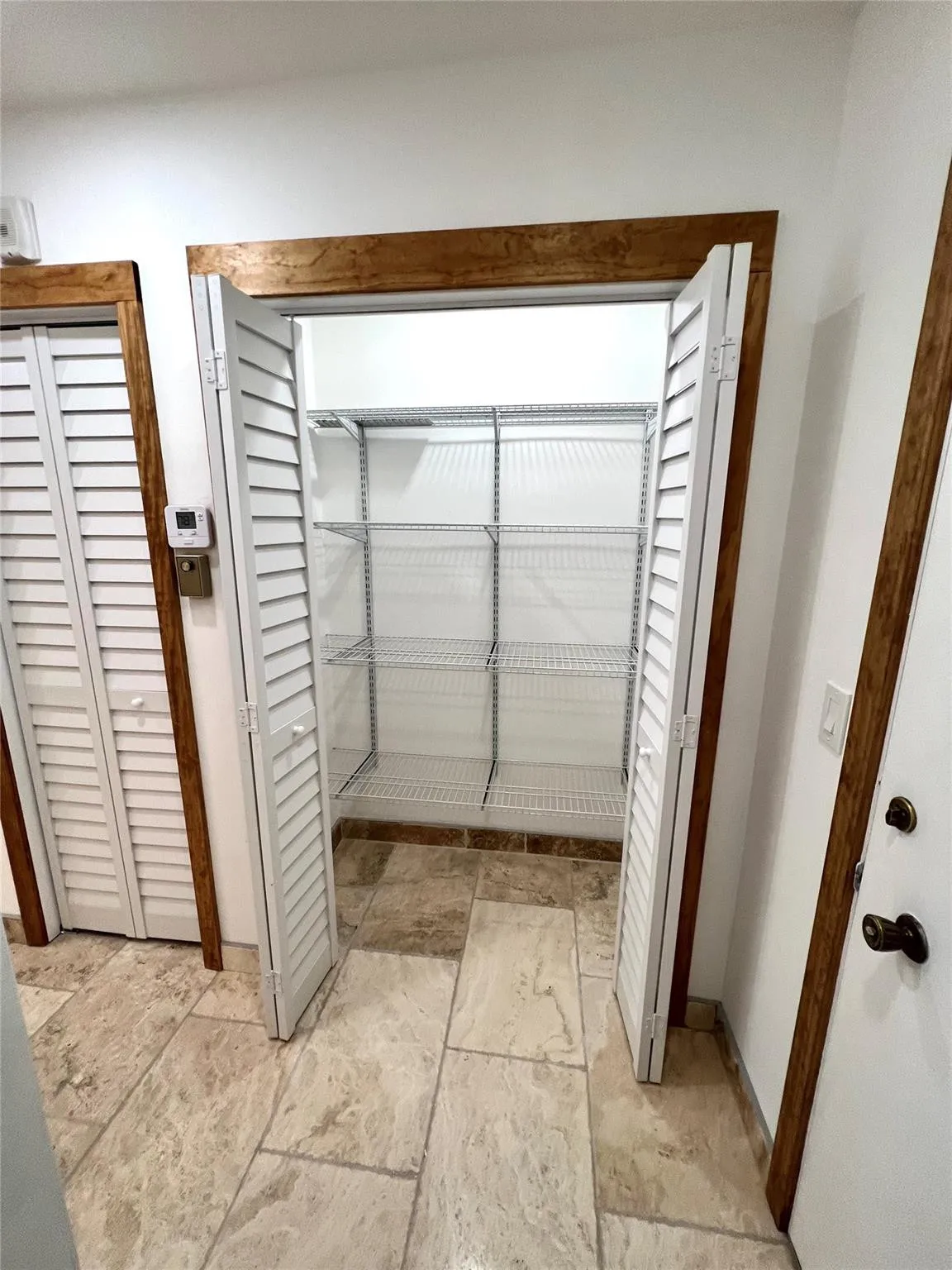 ENTRY HALLWAY CLOSET