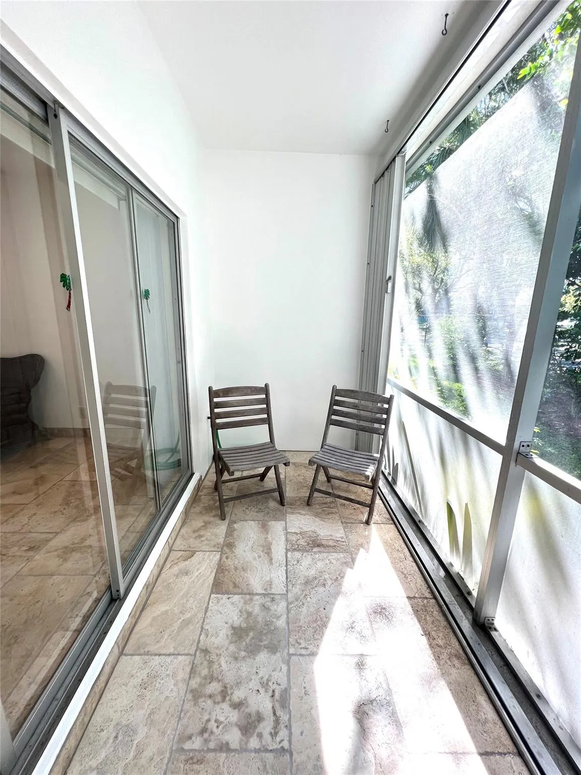 SCREENED PORCH - ACCORDION SHUTTERS