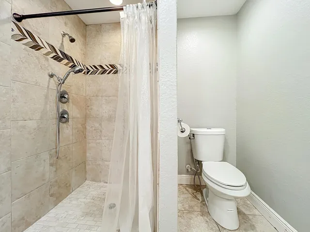 608 Masters Avenue-40