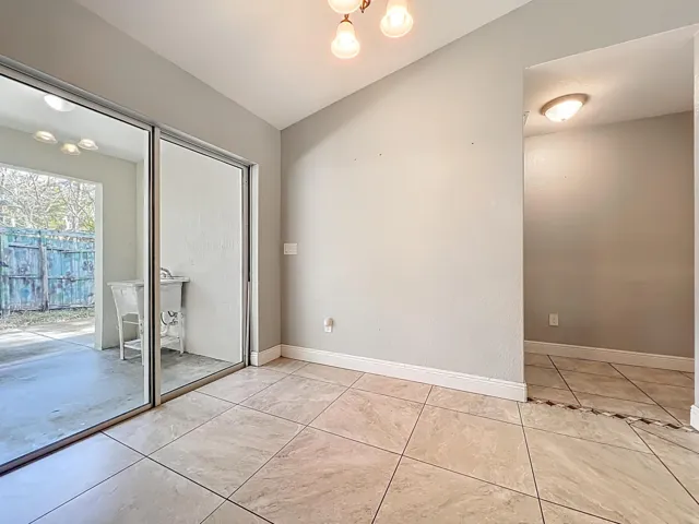 608 Masters Avenue-25