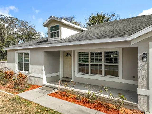 608 Masters Avenue-10