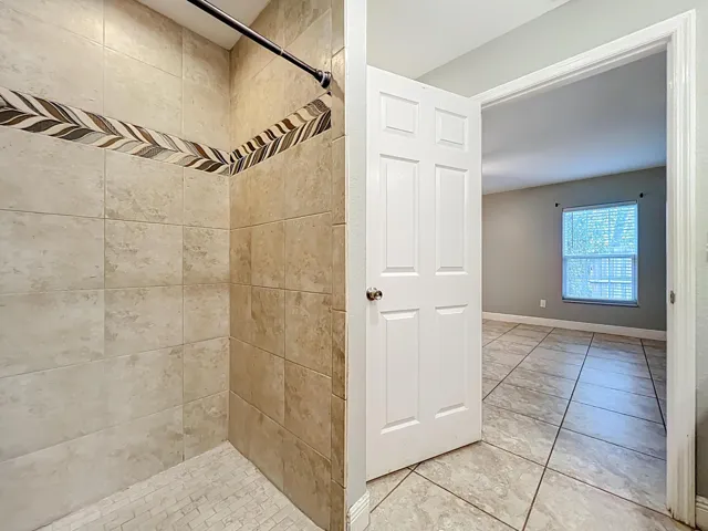 608 Masters Avenue-41