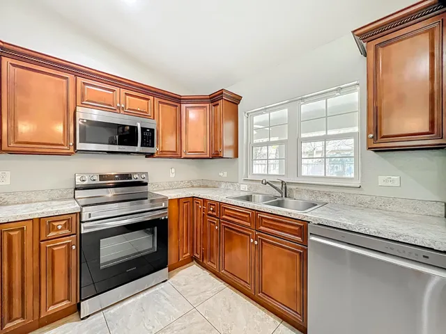 608 Masters Avenue-22