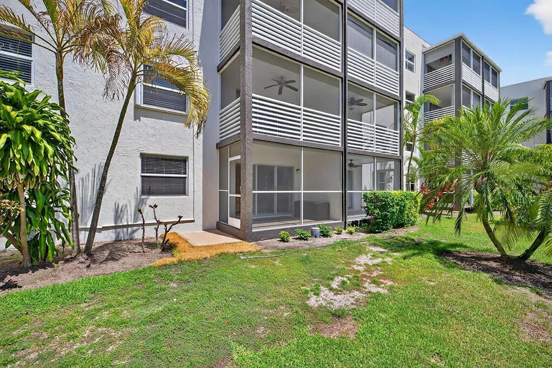 Lanai exterior