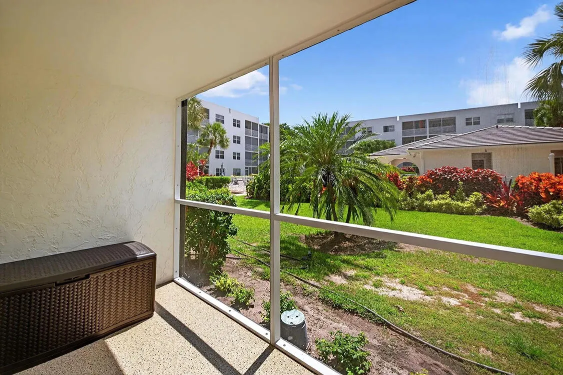 Lanai South view