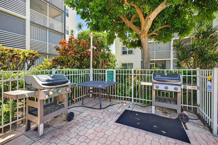 bbq area