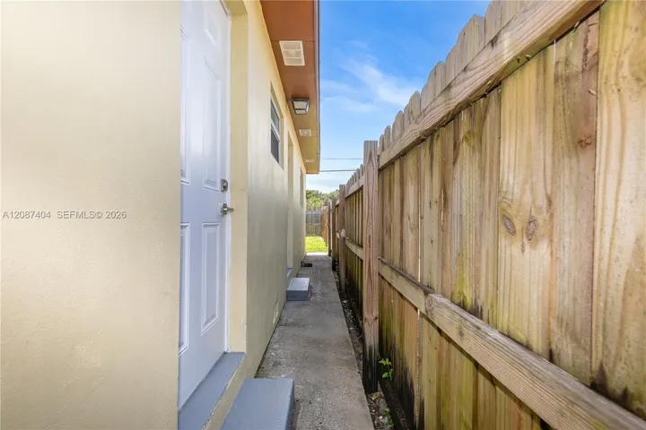 Laundry room entry