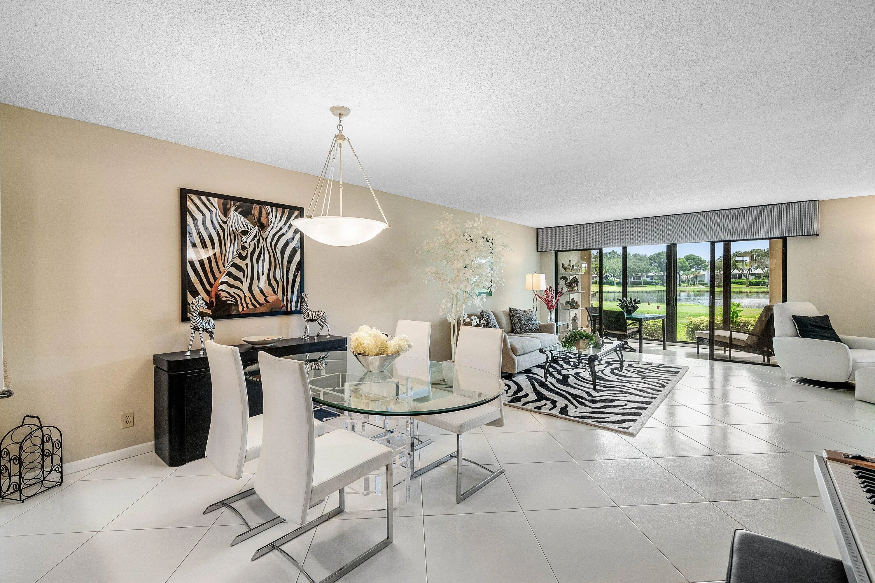Large Living/Dining Area