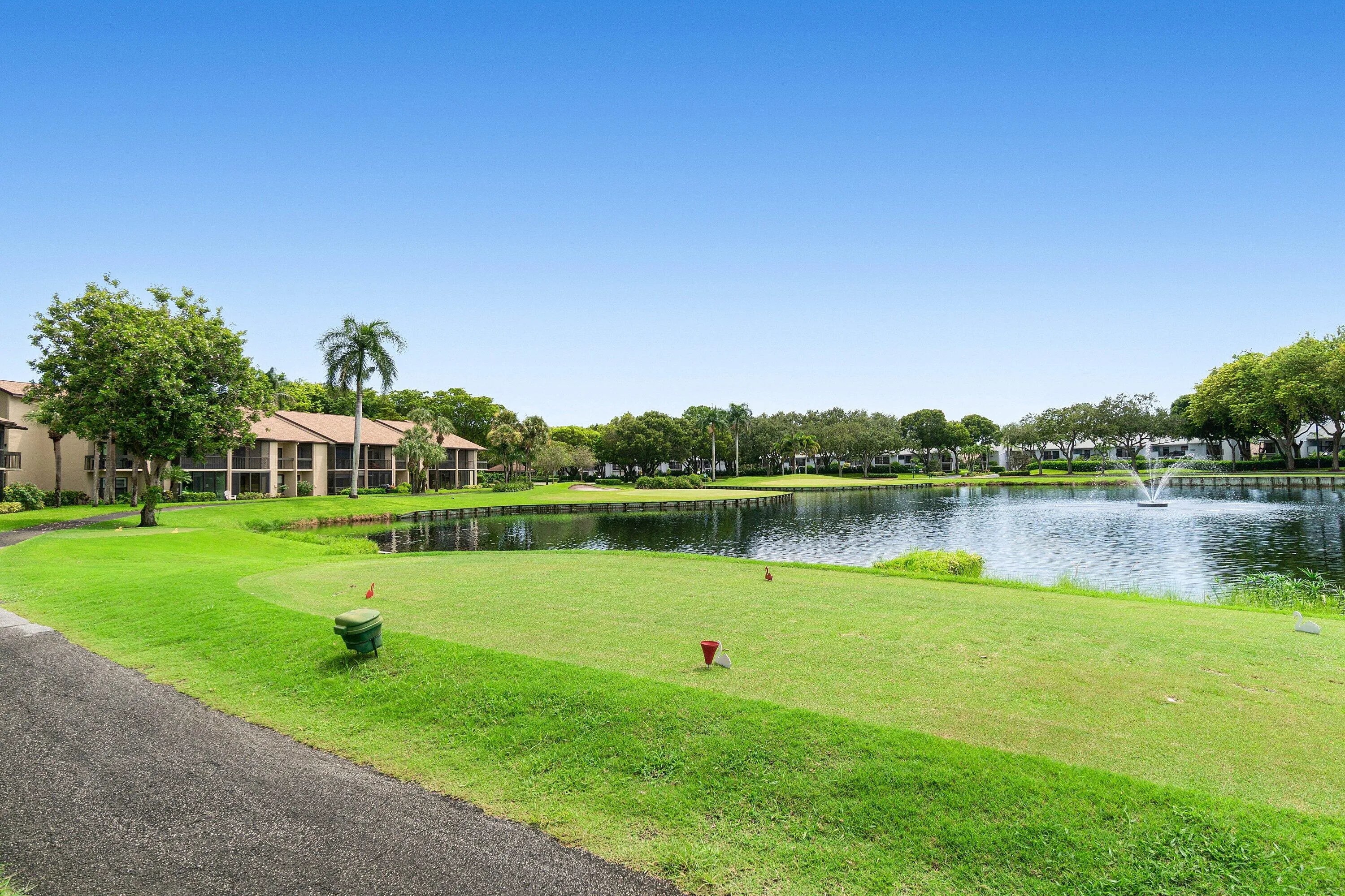 Waterfront 14th Hole Tee Box