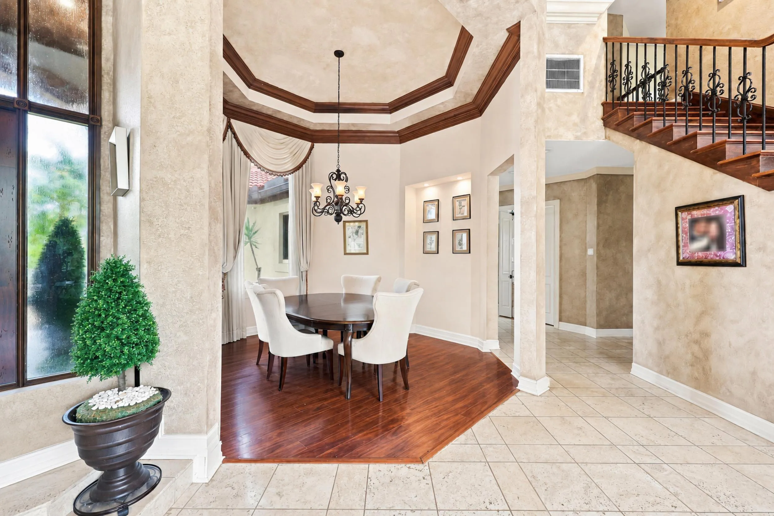 Dining II sep 3, 2026, 03_48_22 retuched