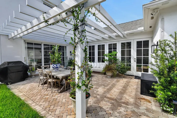 213NewHavenBlvd(71)