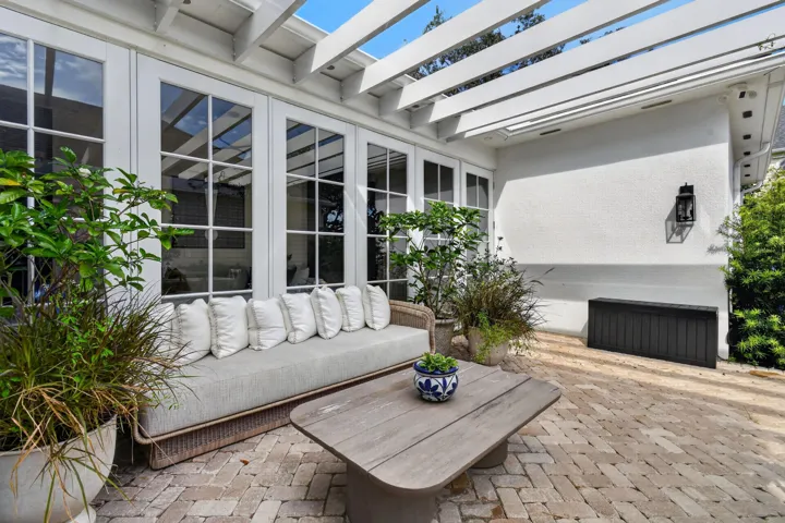 213NewHavenBlvd(72)