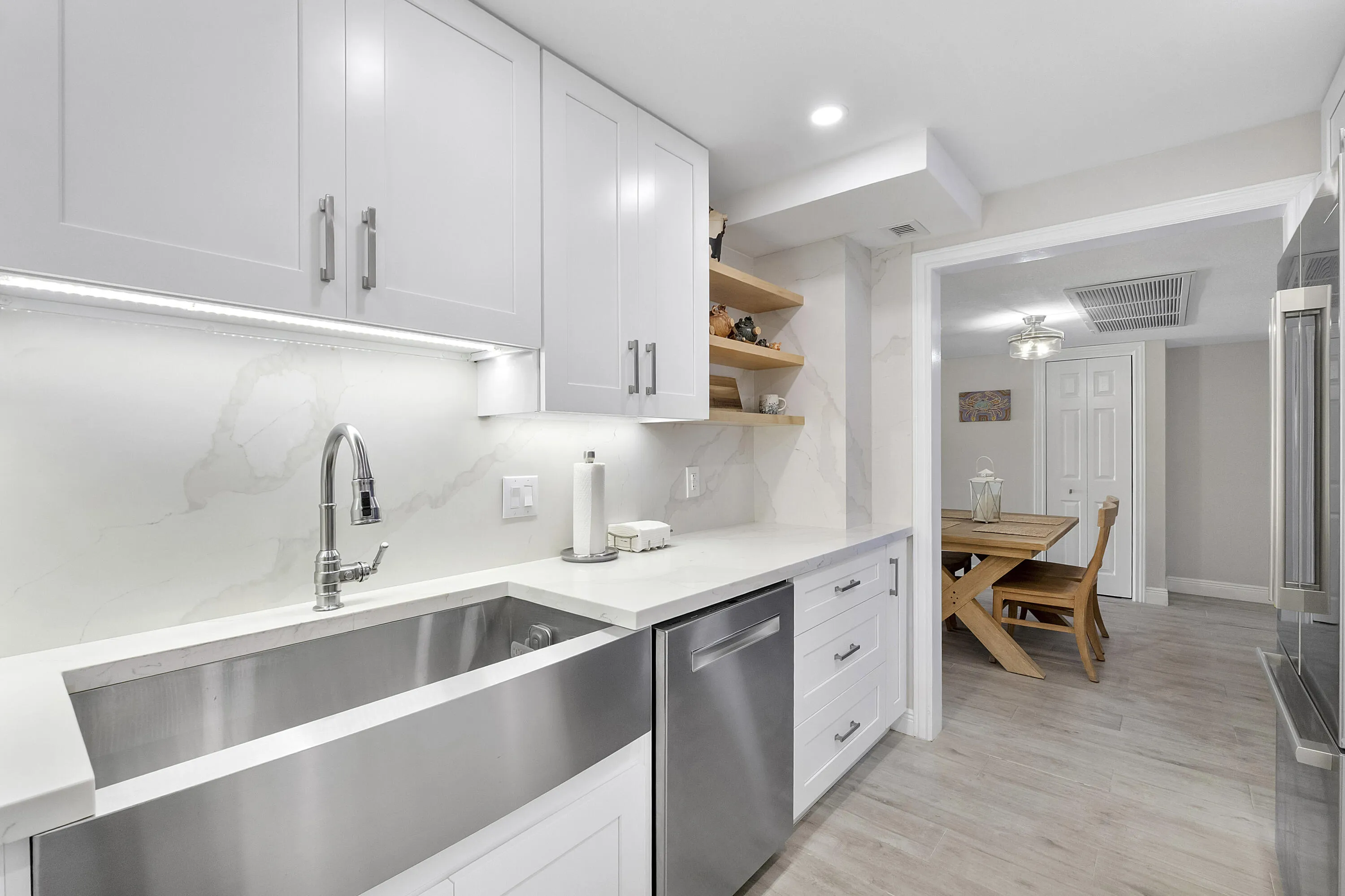 1900 S Ocean Blvd 14T_024