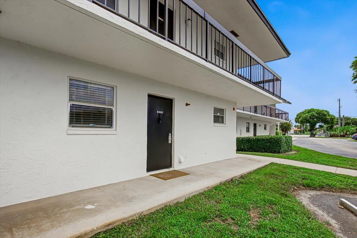 26-Front Home-C