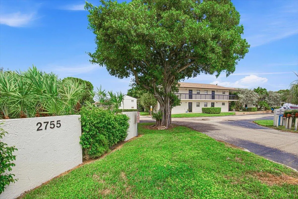 20-Community Entrance