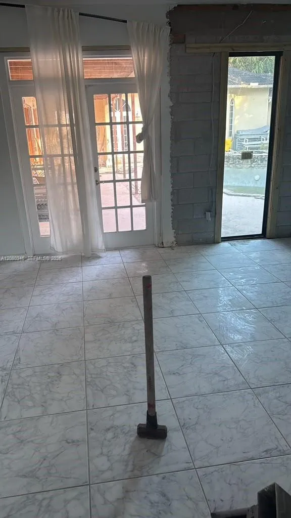 Photo 38