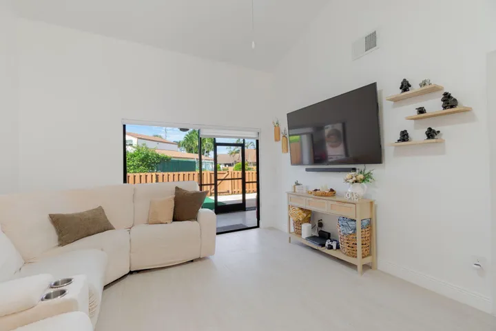 15-web-or-mls-DSC08793