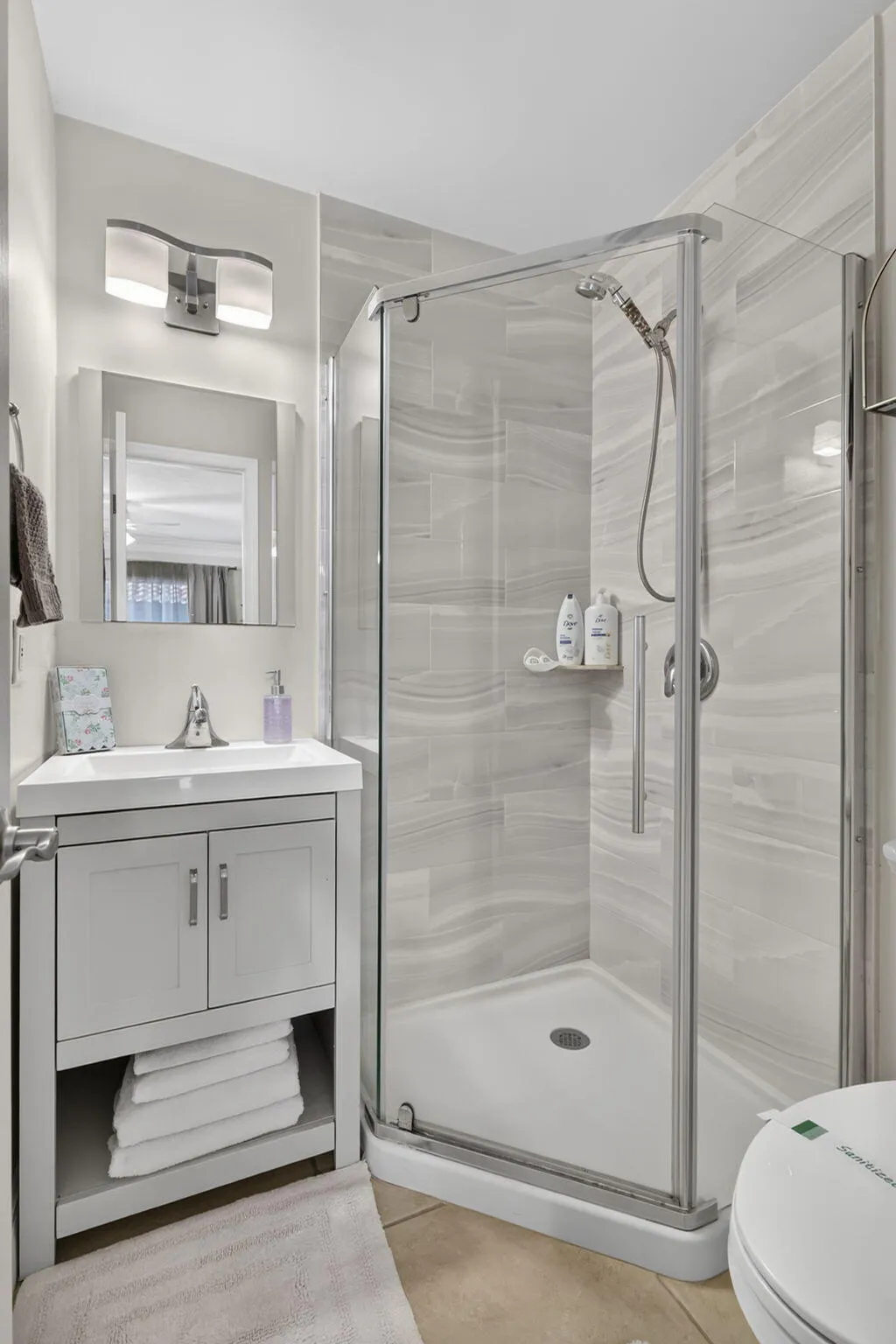 2nd Bathroom