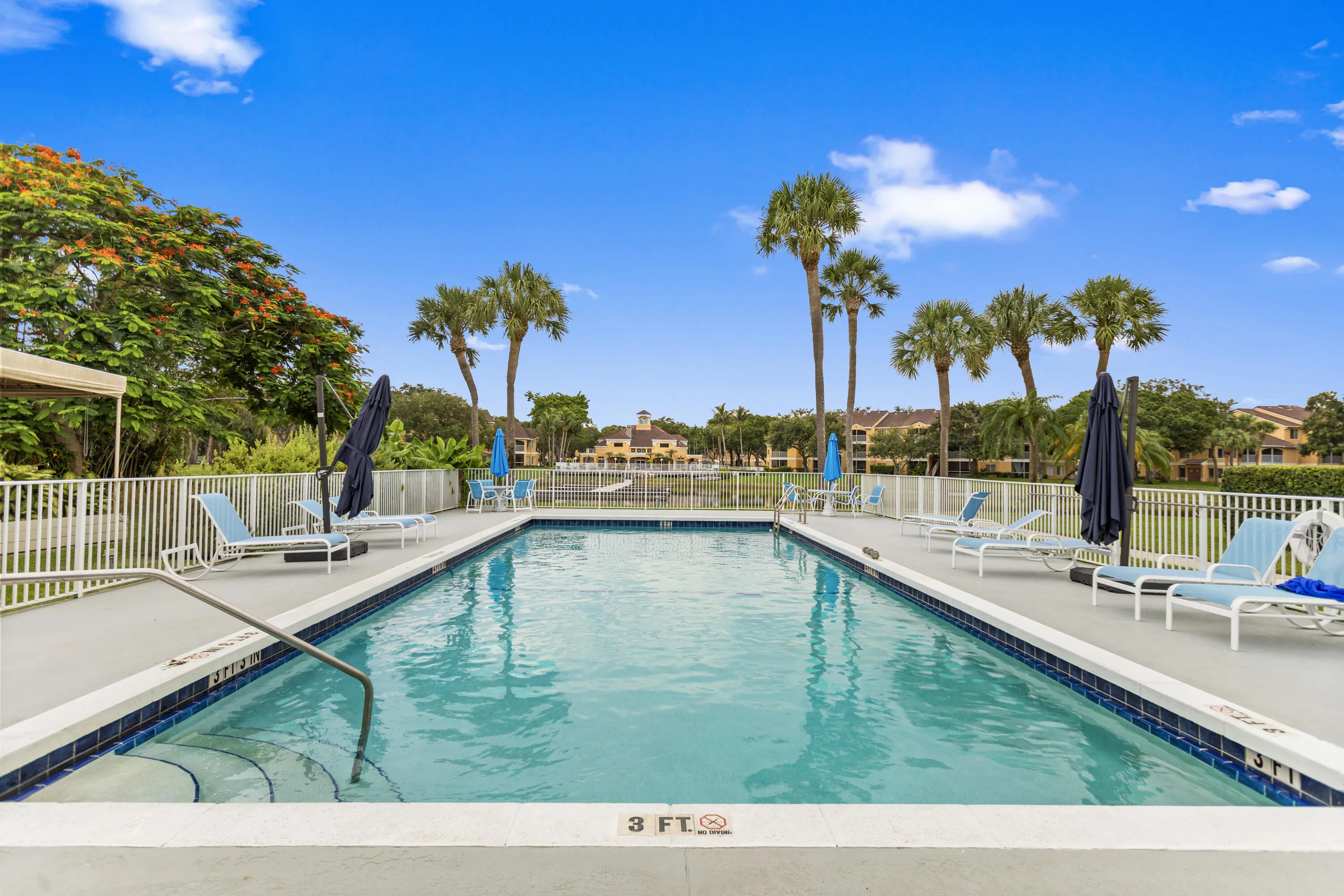 Community pool