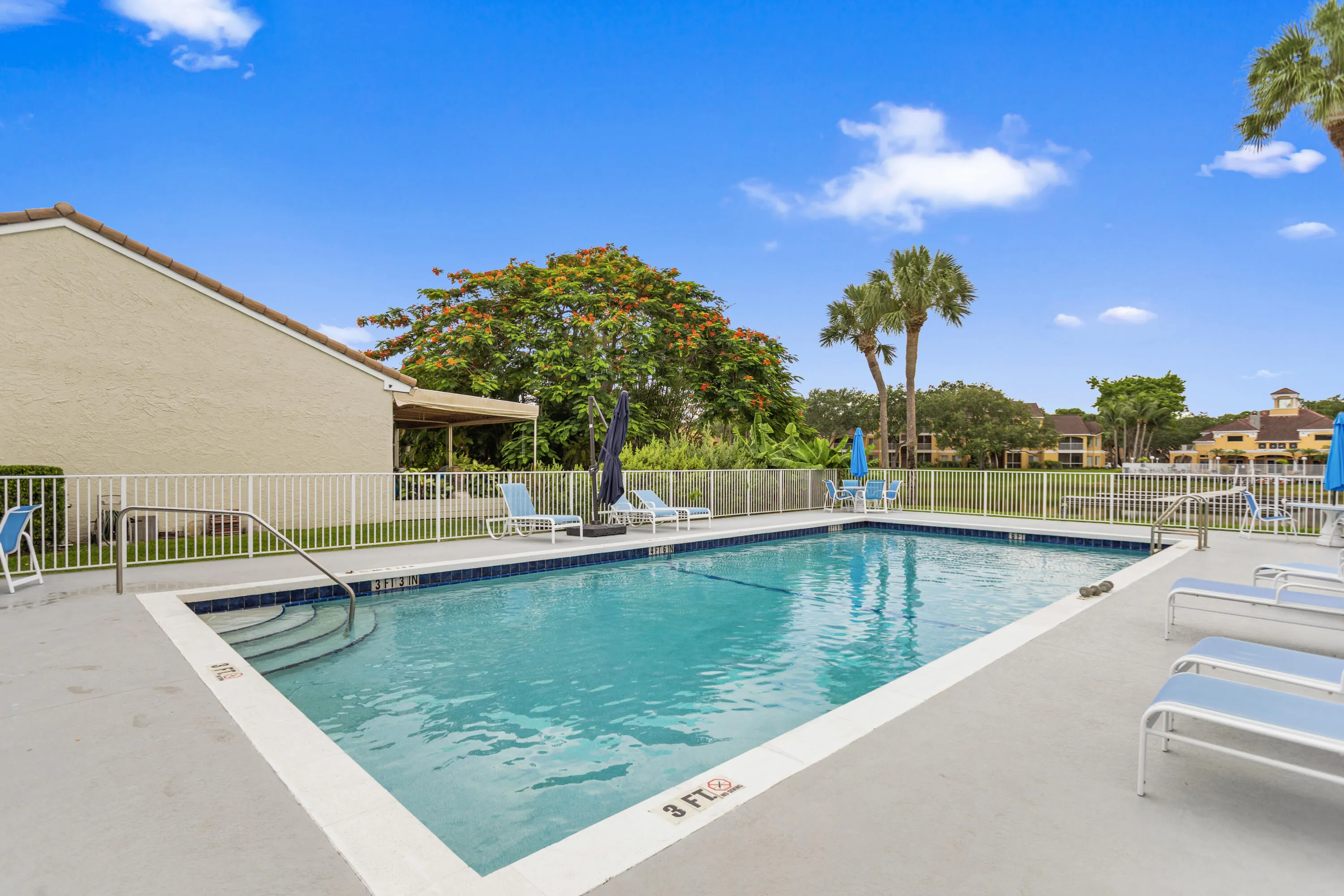 Community pool