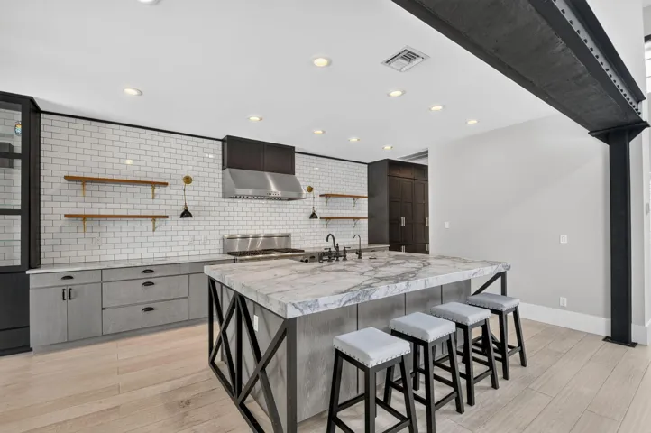 Island Kitchen
