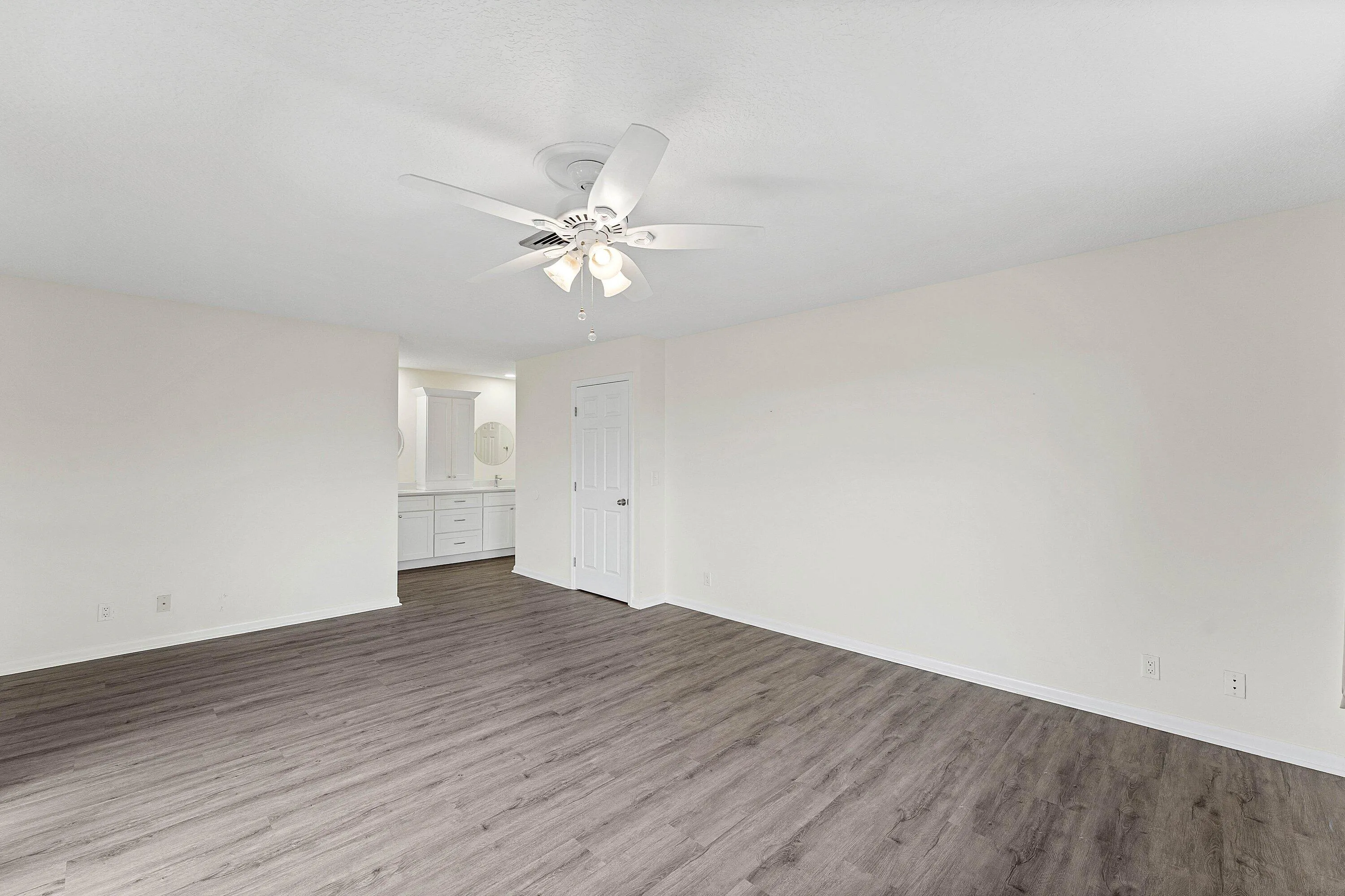 013-408PineTreeCourt-12-Atlantis-FL-3346