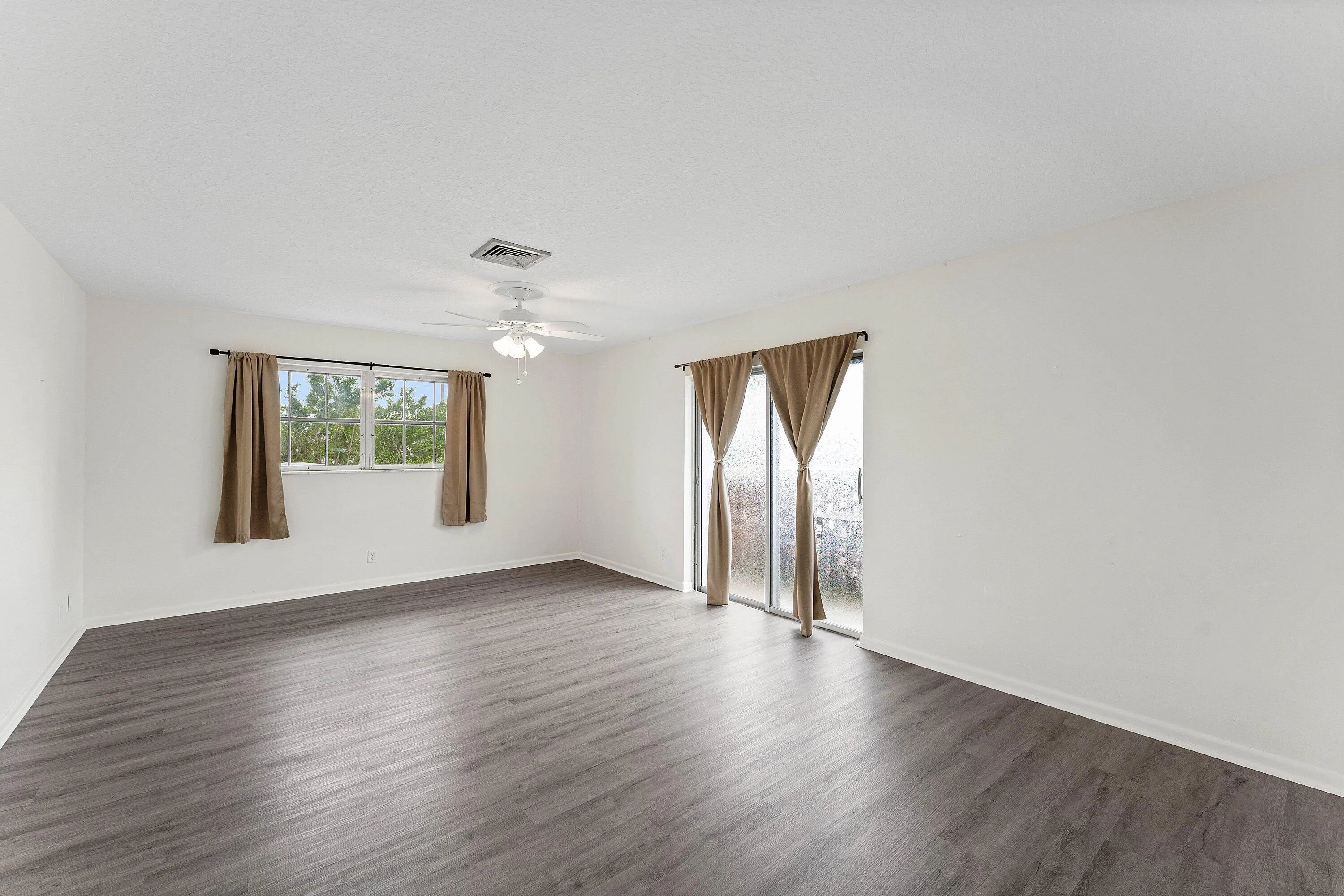 012-408PineTreeCourt-12-Atlantis-FL-3346