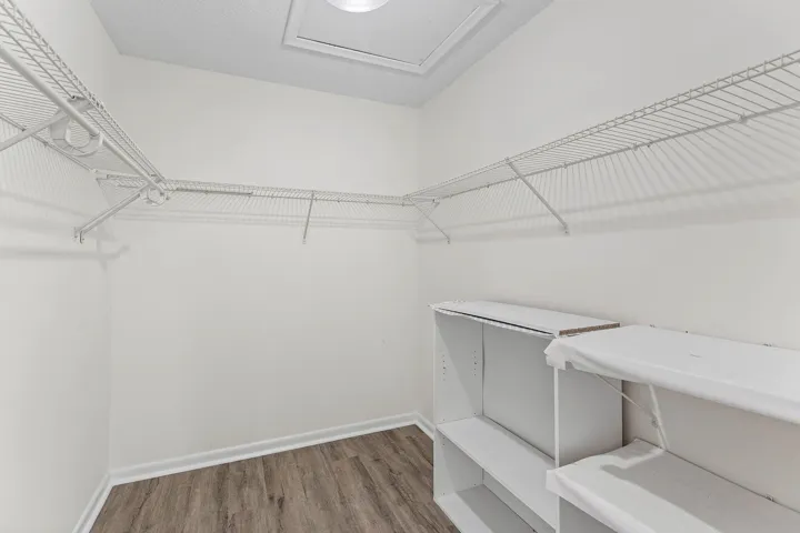 016-408PineTreeCourt-12-Atlantis-FL-3346