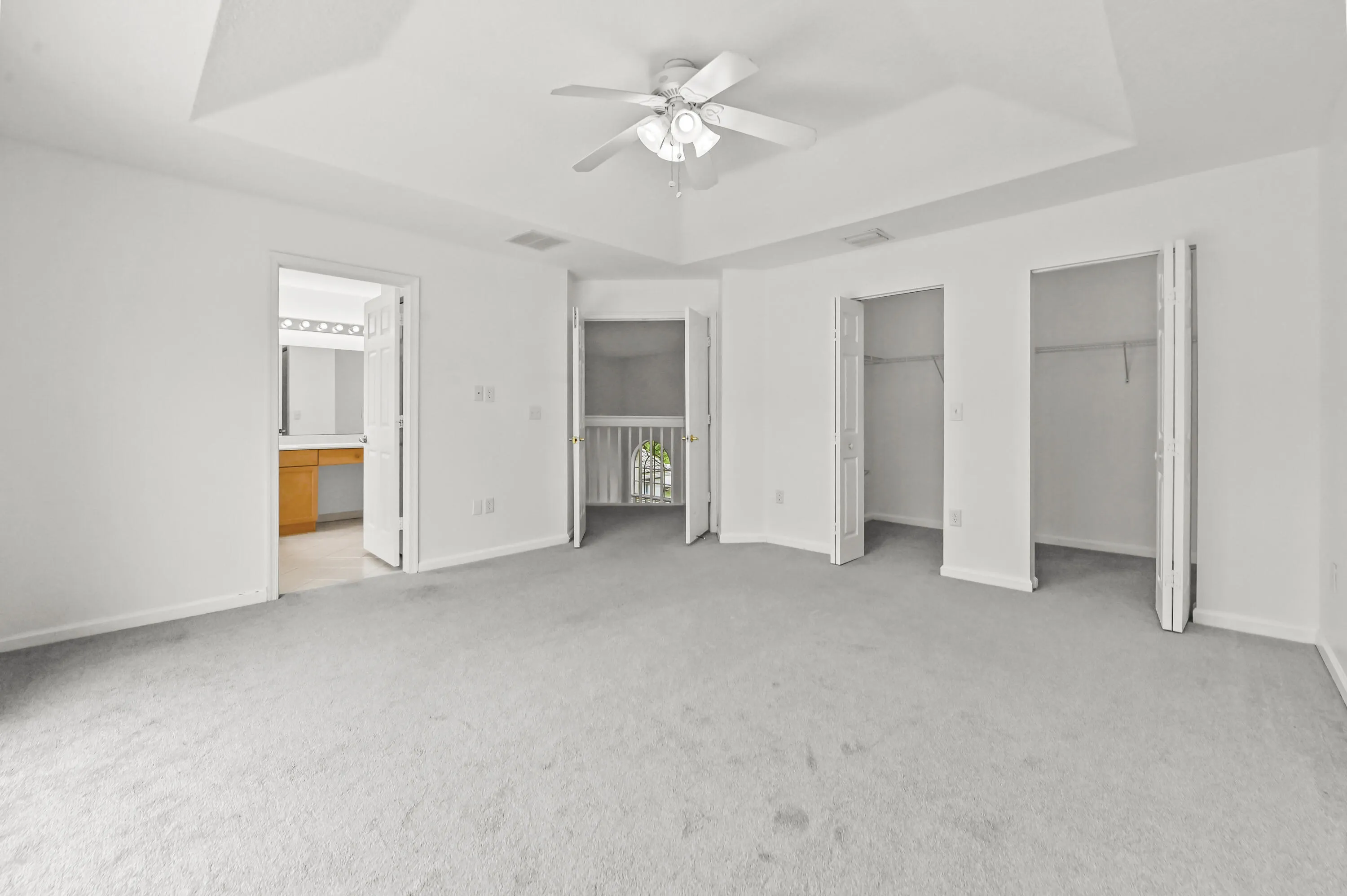 28 Bedroom 02