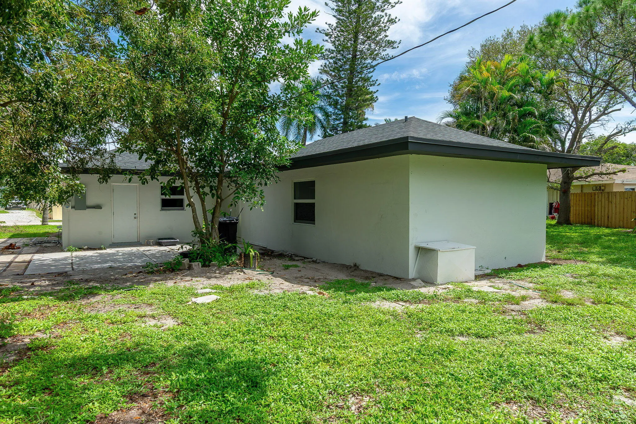 413-n-ware-dr-west-palm-beach-28-exterio