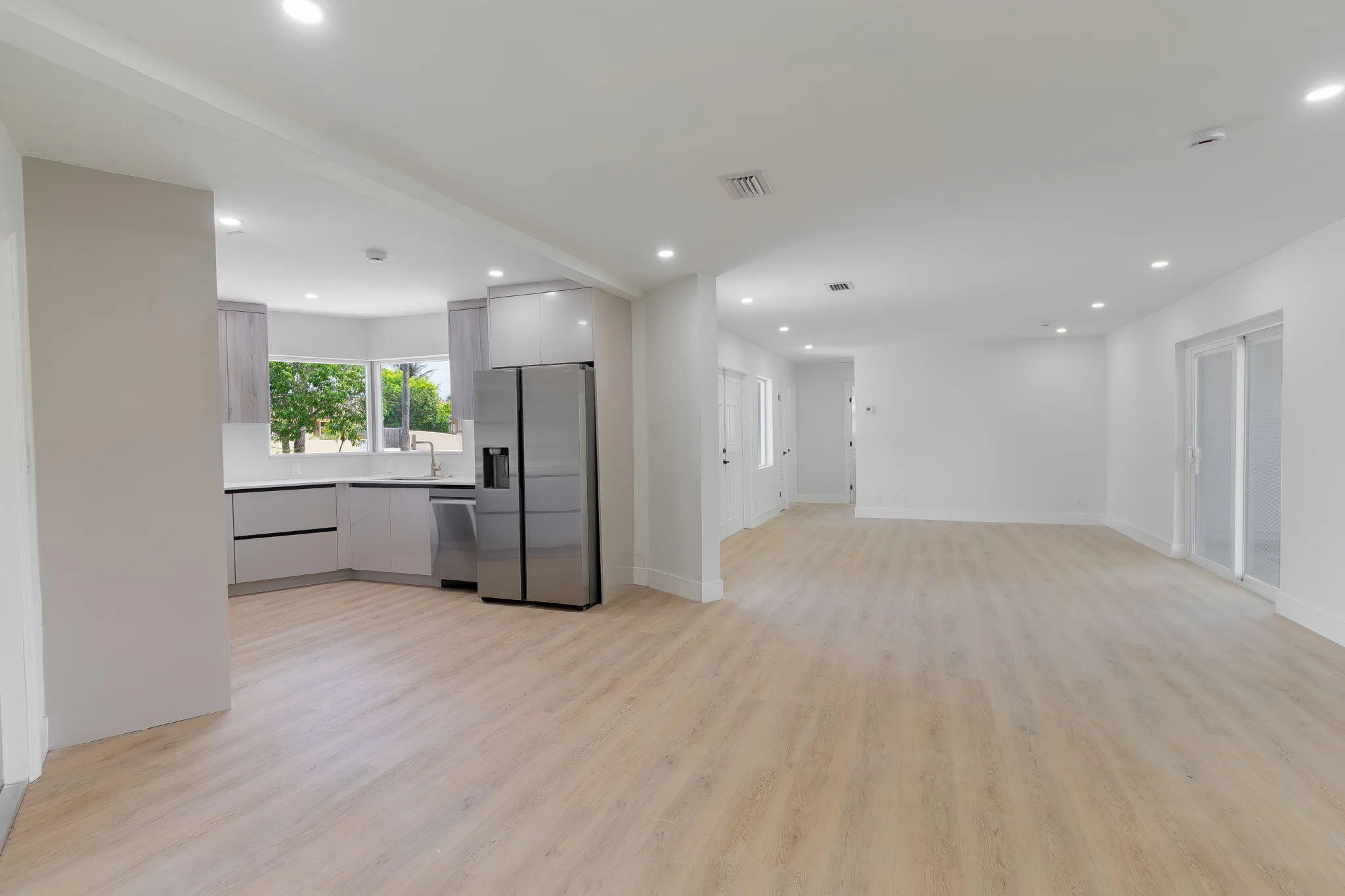 413-n-ware-dr-west-palm-beach-26-open-co