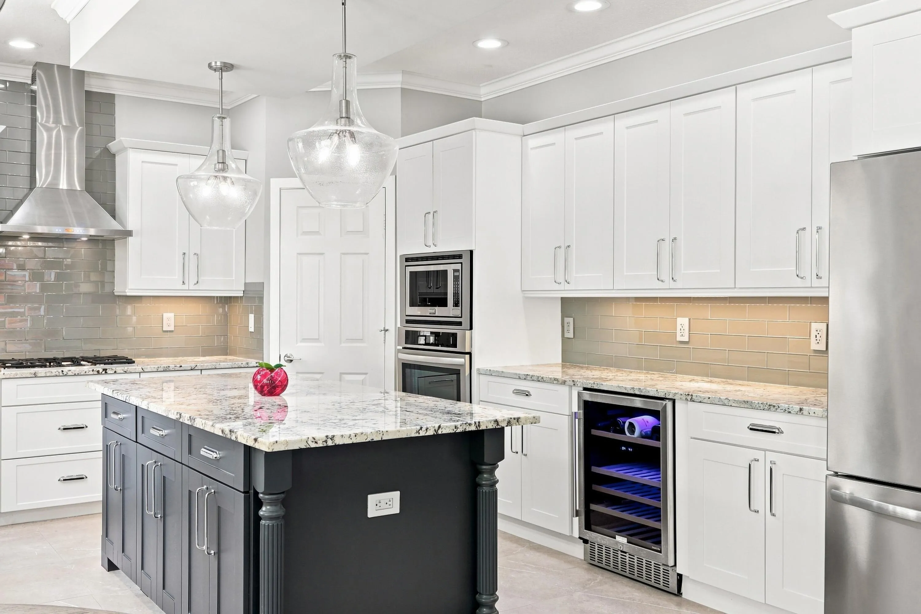 022 - 2478 Westmont Ln - 12