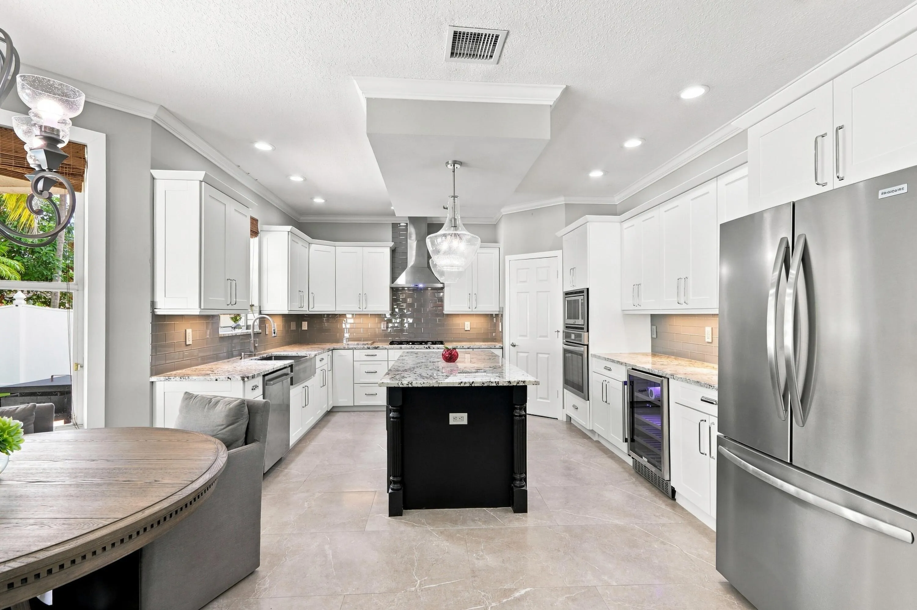 019 - 2478 Westmont Ln - 12