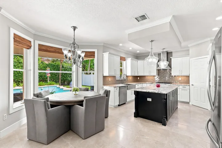 017 - 2478 Westmont Ln - 12