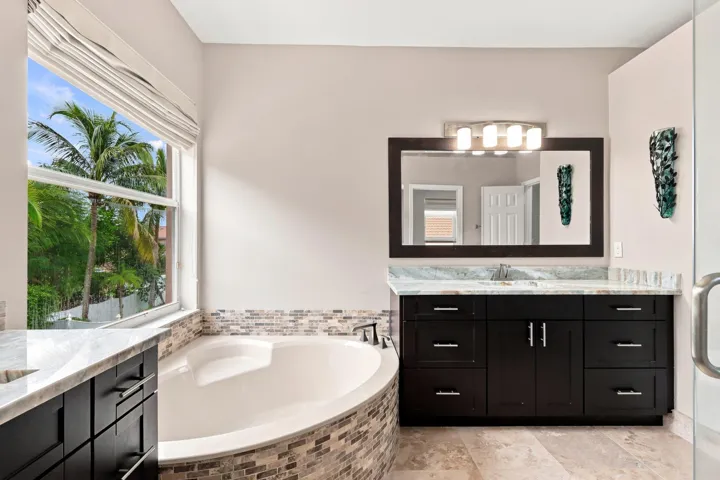 052 - 2478 Westmont Ln - 12