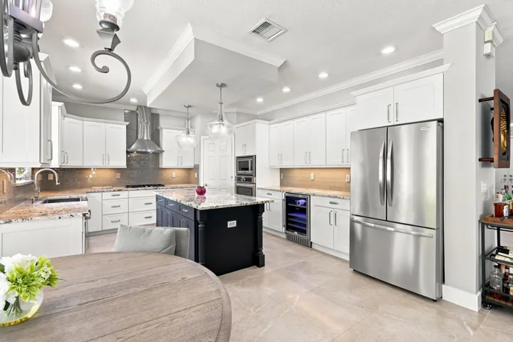 021 - 2478 Westmont Ln - 12